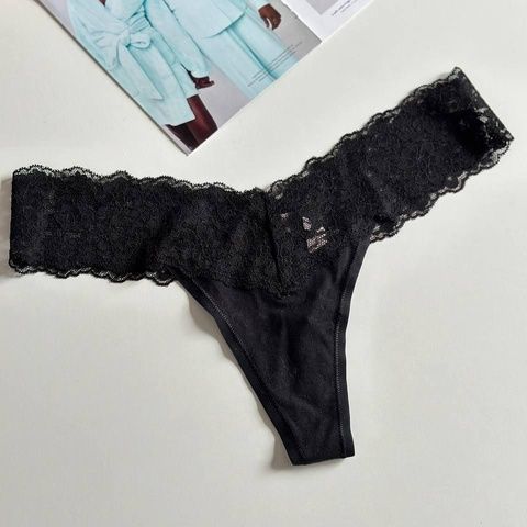 Трусики-стринги женские хлопковые Victoria's Secret Thong Panty черные occ-fnh-b8b фото
