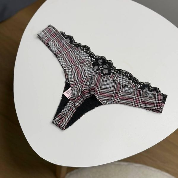 Трусики-стрінги жіночі люксові з мереживом Victoria's Secret білі onz-vaw-81u фото