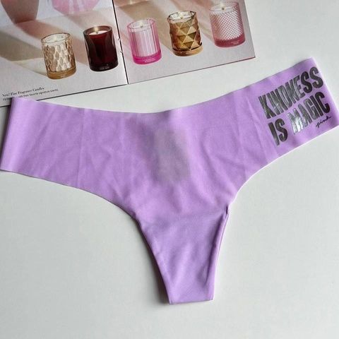 Трусики-стринги женские бесшовные Victoria's Secret No-Show Thong Panty сиреневые oc2-u7d-mlr фото
