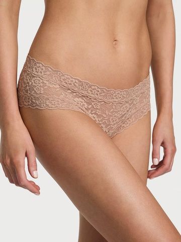 Трусики-чики женские кружевные Victoria's Secret Lace- Cheeky Panty бежевые 8gh-l10-mm1 фото