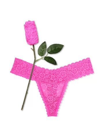 Трусики-стринги женские кружевные Victoria's Secret Lacie Rose Valentine Thong Panty розовые wpp-5cy-f2l фото