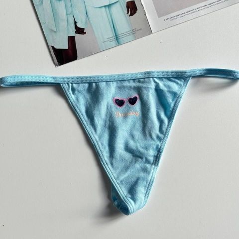 Трусики-стринги женские хлопковые Victoria's Secret Thong Panty голубые 7yj-ncf-ivx фото