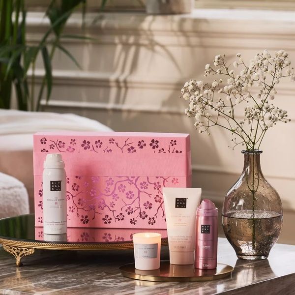 Подарочный набор Rituals The Ritual Of Sakura Gift Set S c8a-2b8 фото